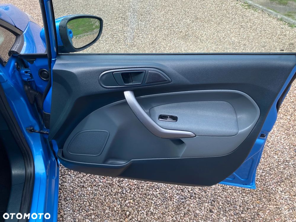 Ford Fiesta 1.25 Titanium EU5 - 30