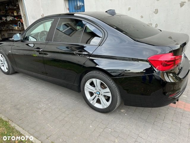 BMW Seria 3 320d M Sport - 3