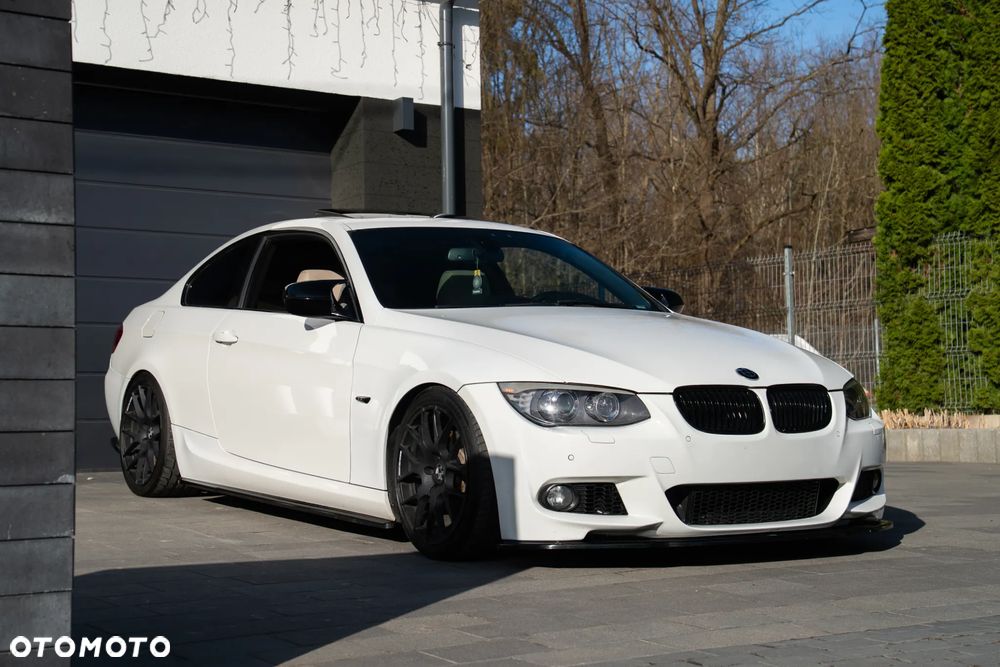 BMW Seria 3 335i - 29