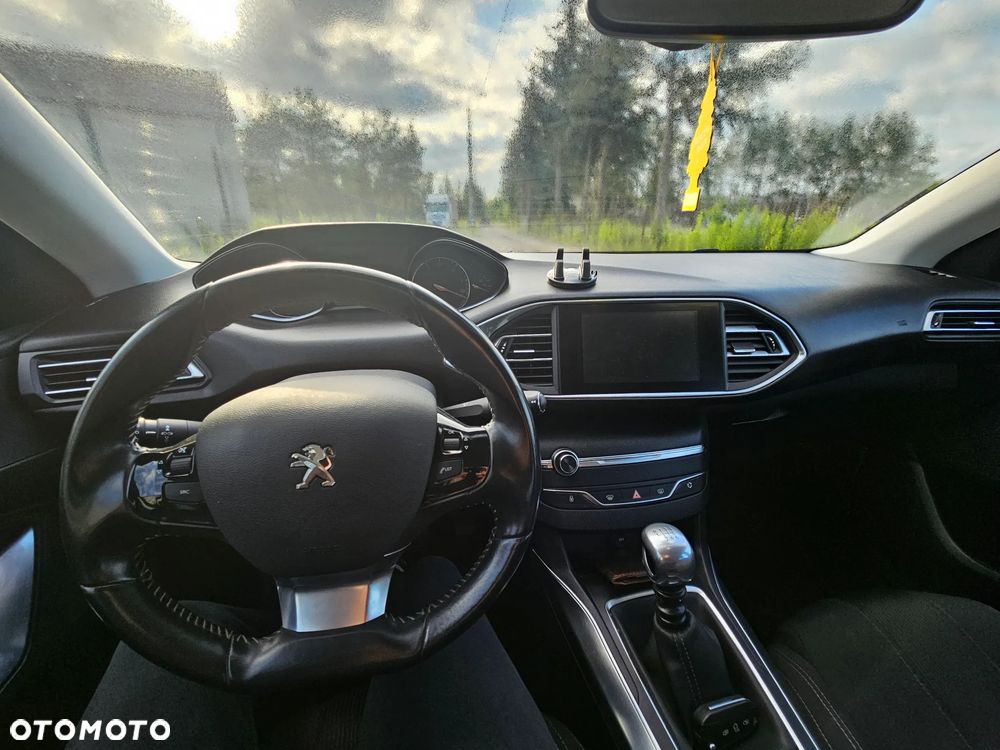 Peugeot 308 e-HDi 115 Stop & Start Allure - 9