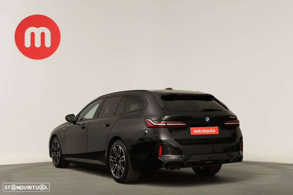 BMW 530 e Pack Desportivo M - 3