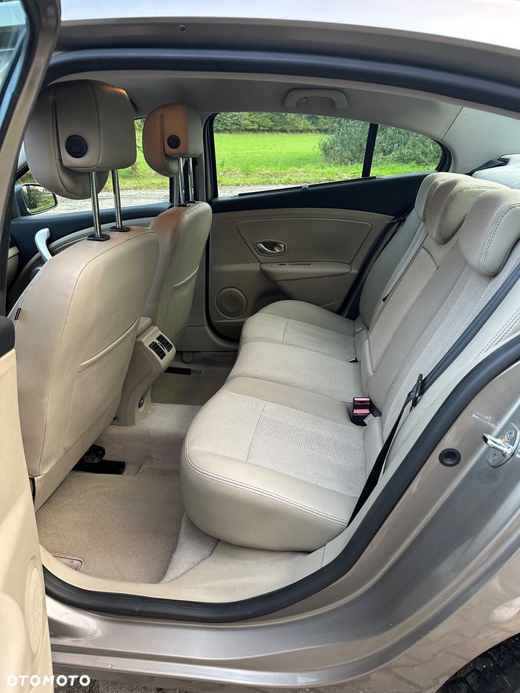 Renault Fluence - 19