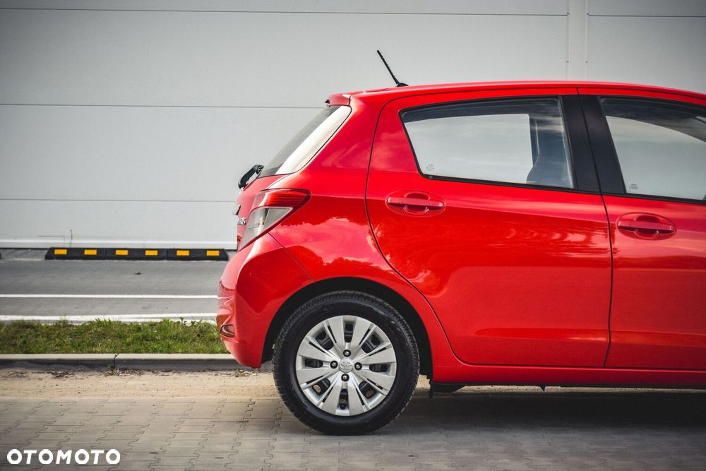 Toyota Yaris - 12
