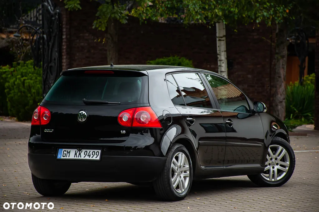 Volkswagen Golf 1.6 Comfortline - 15
