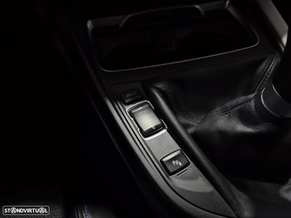 BMW 116 i Pack M - 34
