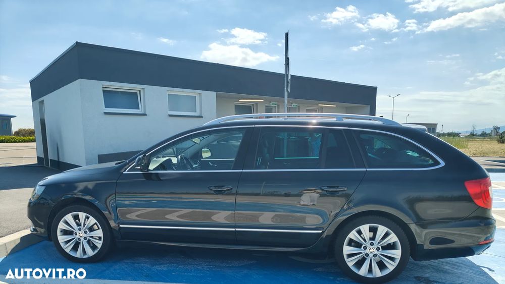 Skoda Superb 2.0 TDI Elegance Green tec - 1