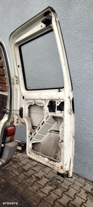 Volkswagen T4 na części 2,4 Diesel - 8