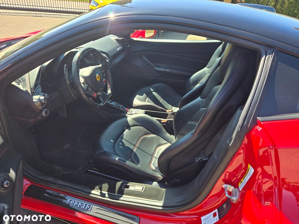 Ferrari 488 - 15