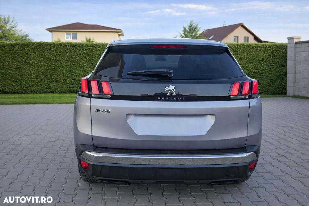 Peugeot 3008 BlueHDi 130 Stop & Start EAT8 Allure - 4