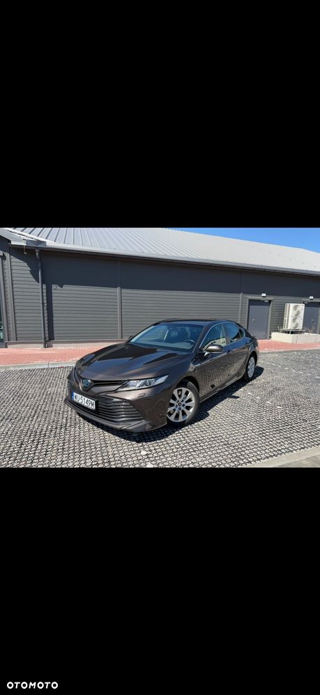 Toyota Camry 2.5 Hybrid Comfort CVT - 1