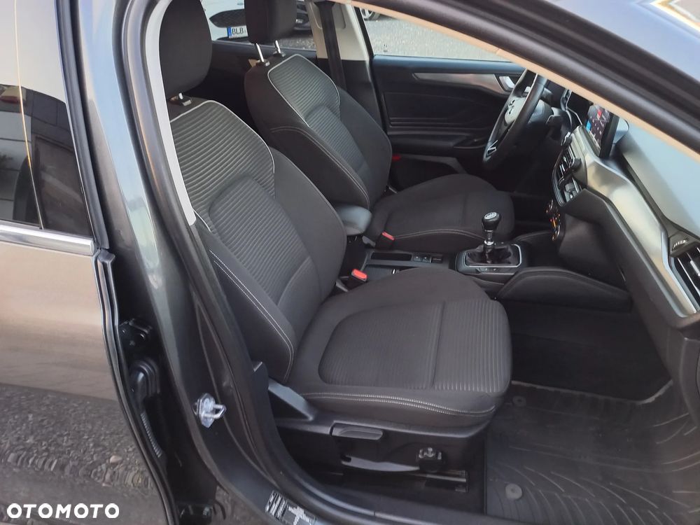 Ford Focus 1.5 EcoBlue STart-Stopp-System TITANIUM - 22