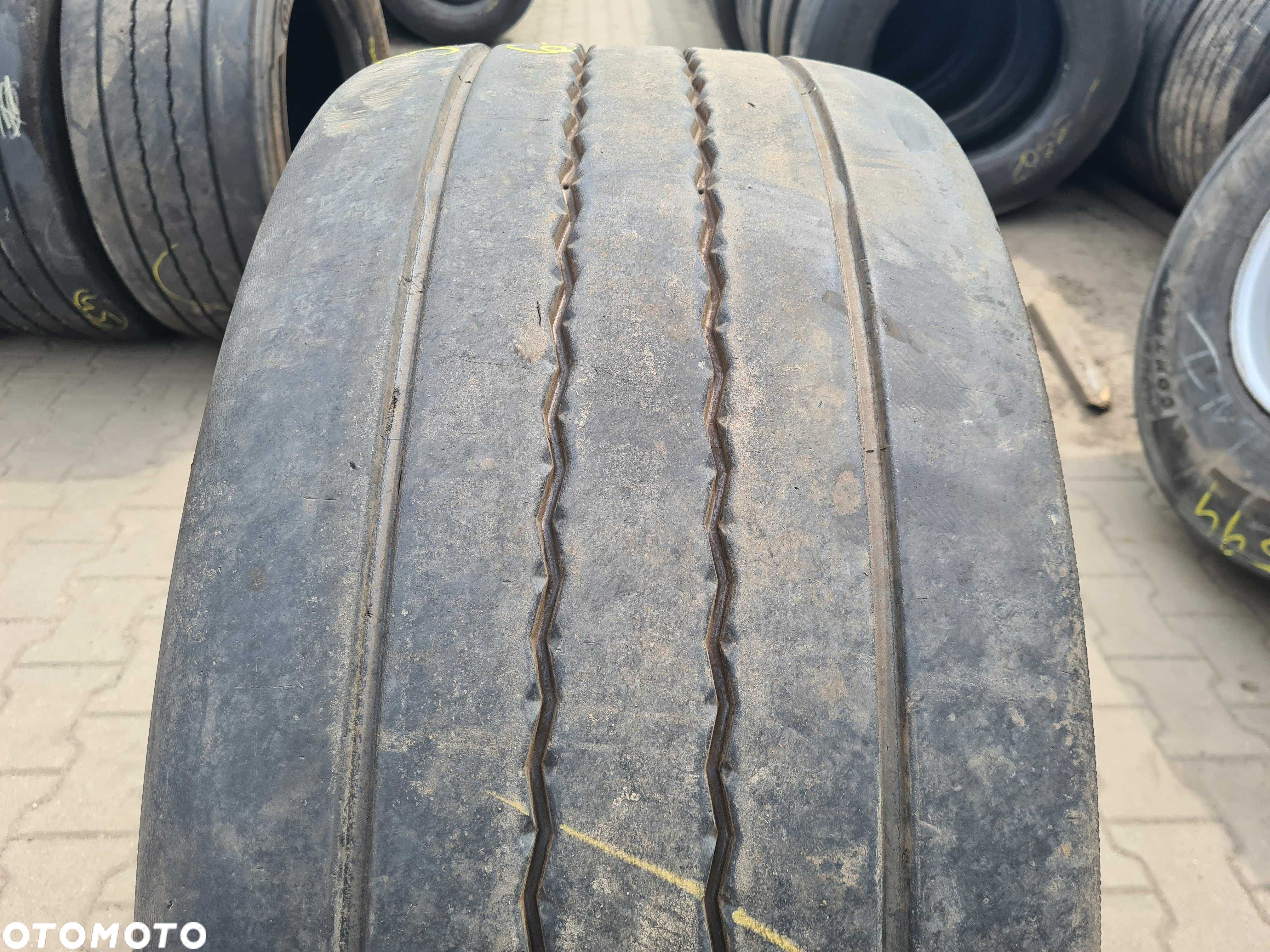 385/55R22.5 Opona CONTINENTAL CONTI HYBRID HT3 6-9mm Naczepa HT 3 - 4