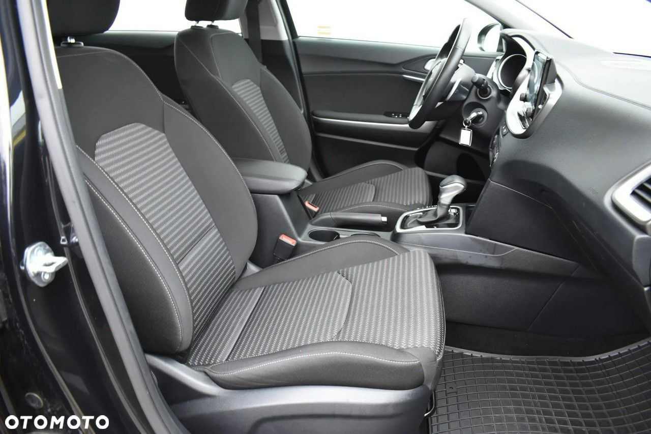 Kia Ceed 1.5 T-GDI M DCT - 6