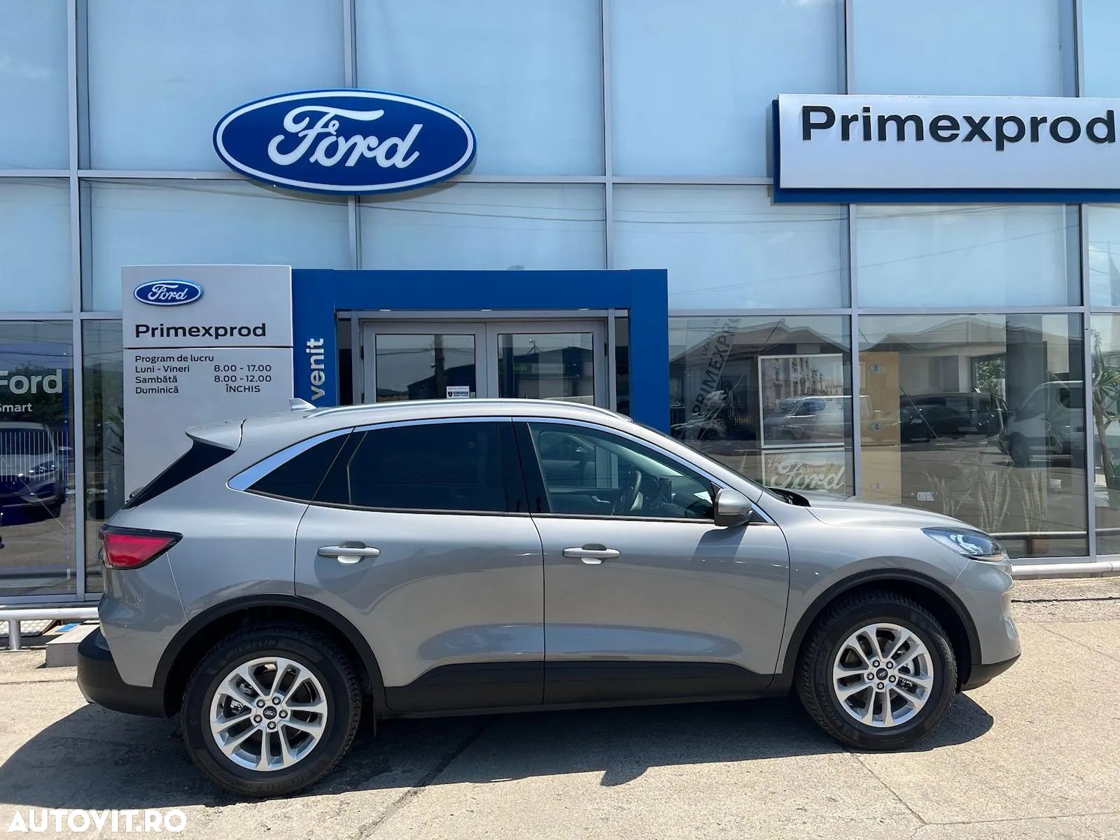Ford Kuga - 1