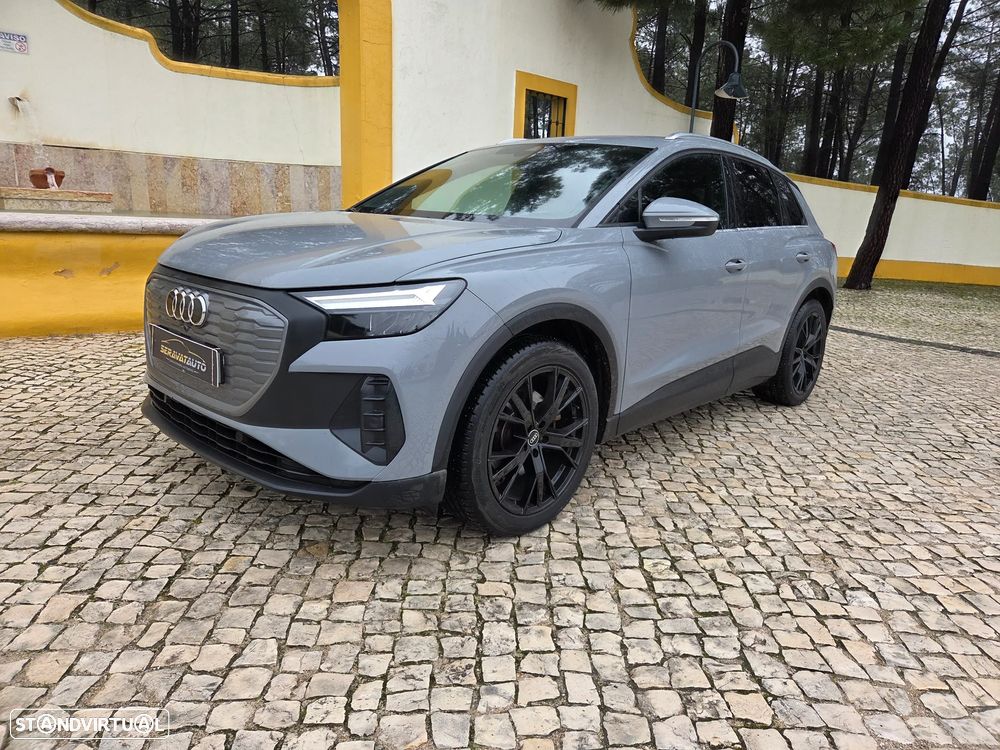 Audi Q4 e-tron - 4