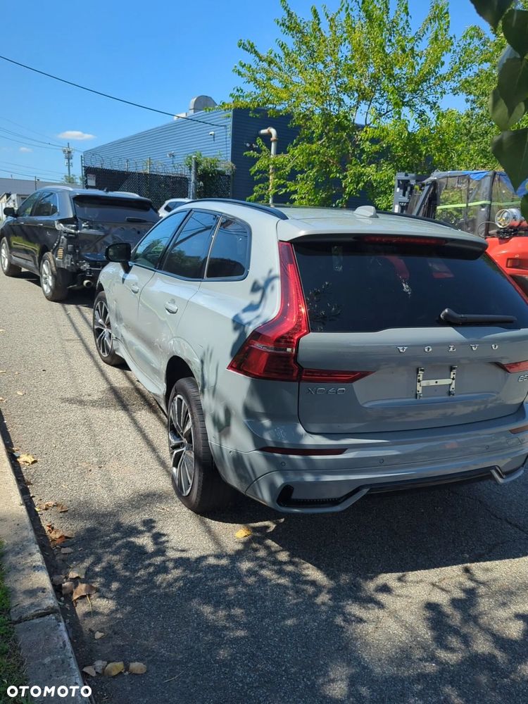 Volvo XC 60 B5 B AWD Geartronic Momentum Pro - 9
