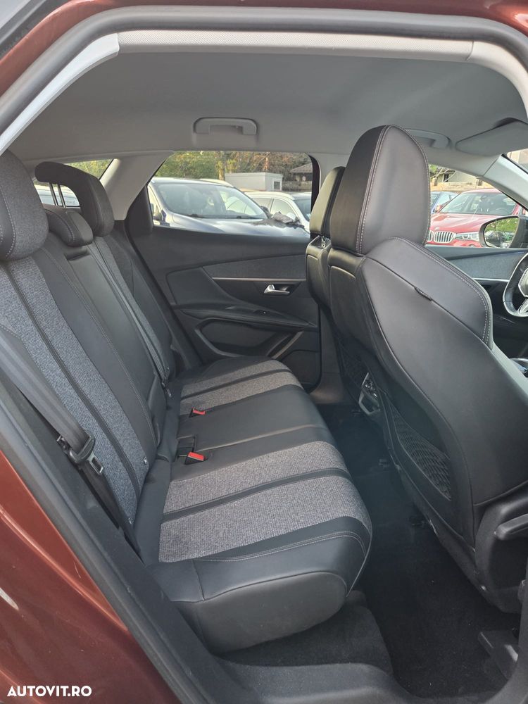 Peugeot 3008 1.5 BlueHDI 130 EAT8 Allure Pack - 16