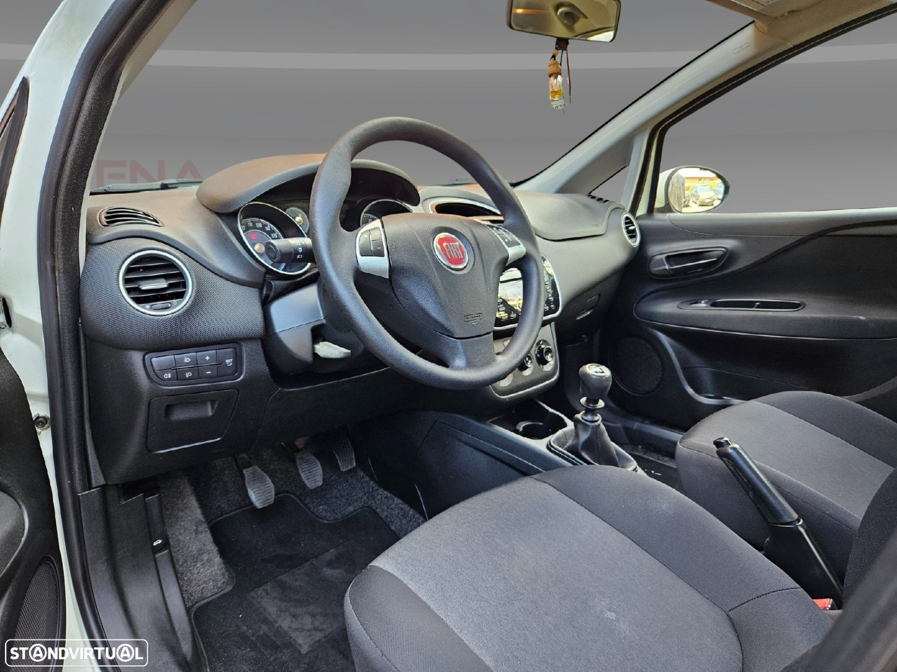 Nissan Leaf N-Connecta Two Tone - 10