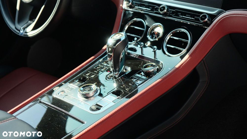 Bentley Continental GT - 25