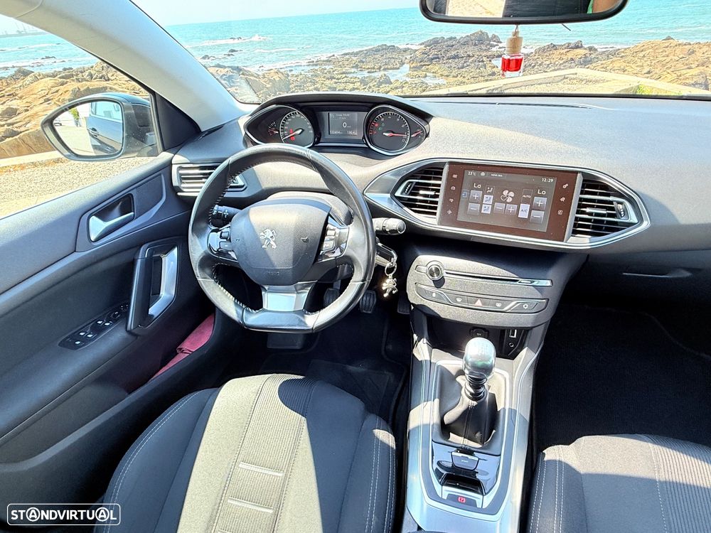 Peugeot 308 1.2 PureTech Allure Full LED - 11