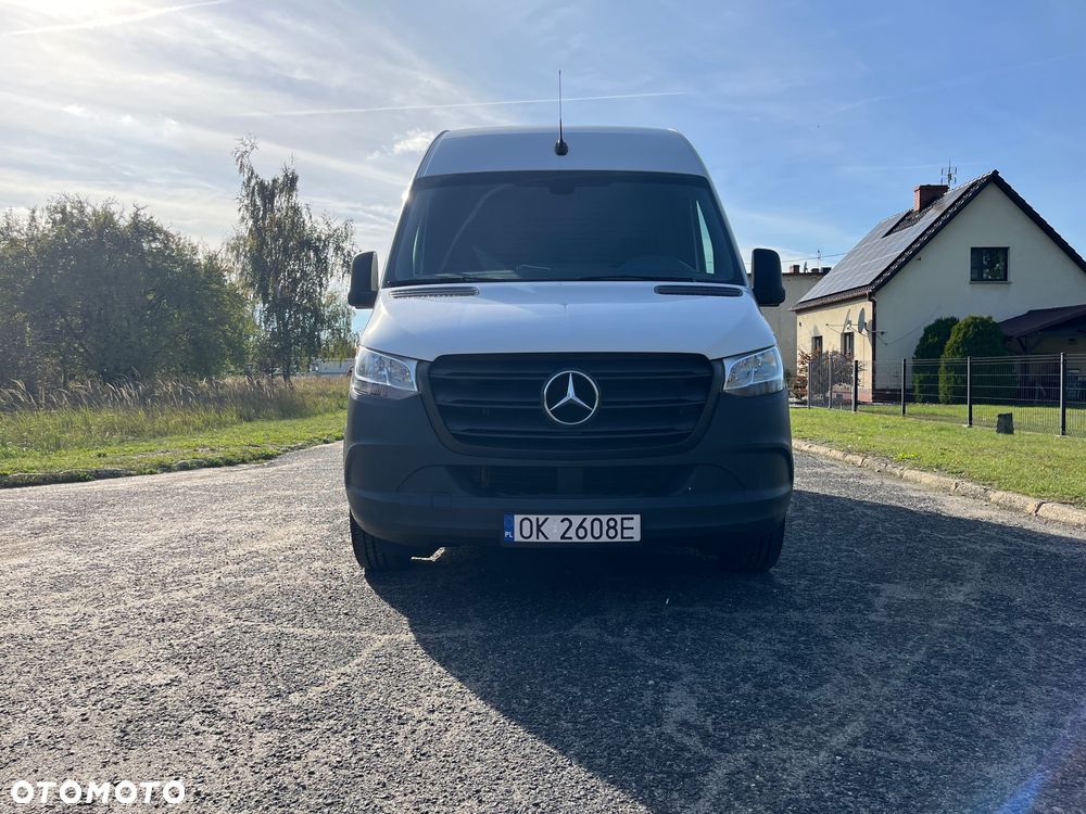 Mercedes-Benz Sprinter - 6