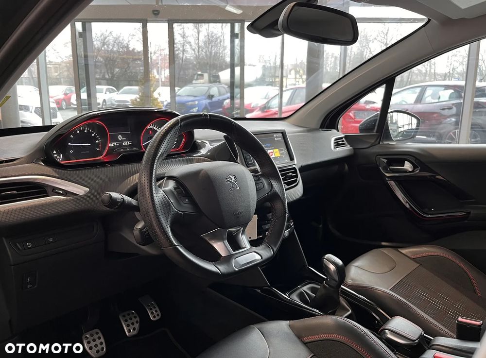 Peugeot 2008 PureTech 110 Stop&Start GT-Line Edition - 9