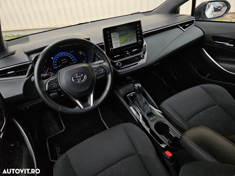 Toyota Corolla 2.0 HSD Exclusive Plus GR Sport Bi-Tone - 4