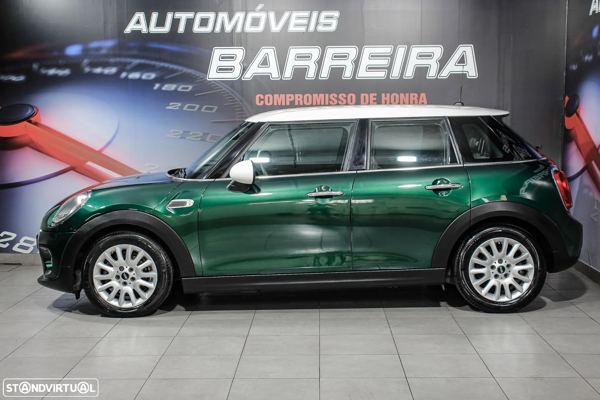 MINI 5 Portas Cooper D - 11