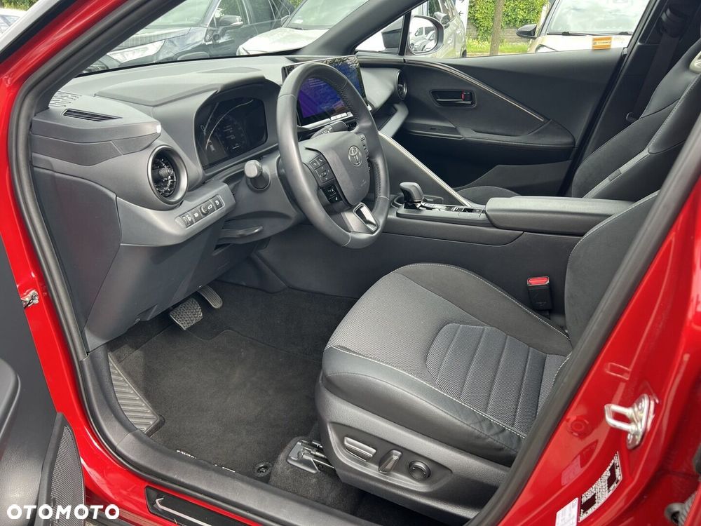 Toyota C-HR - 13