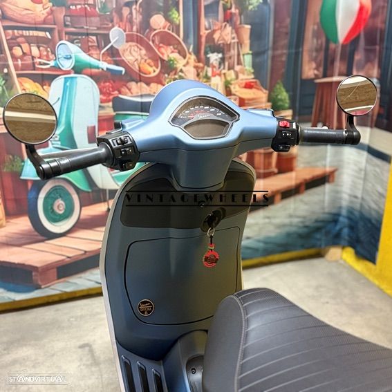 Vespa 125 Primavera Oficina 8 - 7