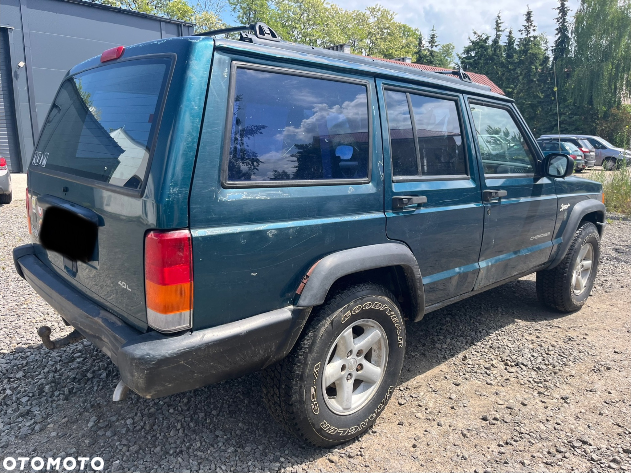 Jeep Cherokee - 5