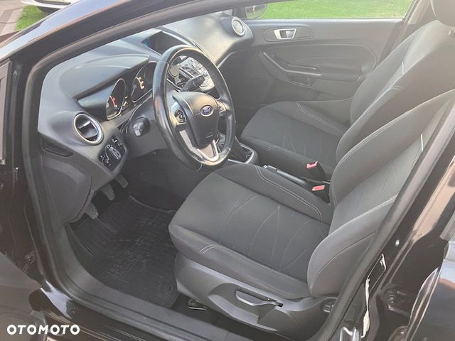 Ford Fiesta - 7