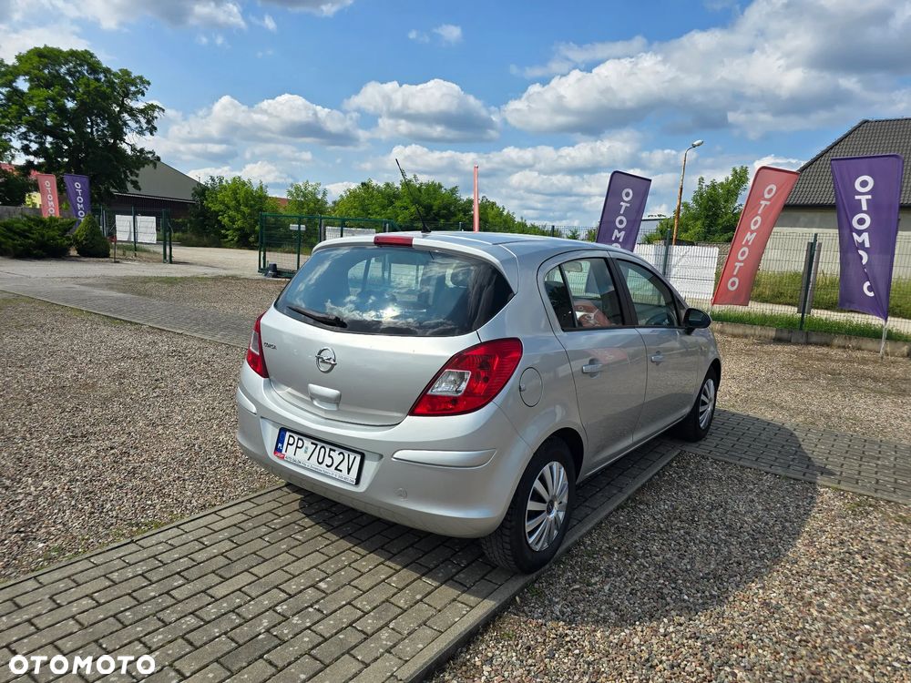 Opel Corsa 1.4 16V Edition - 6