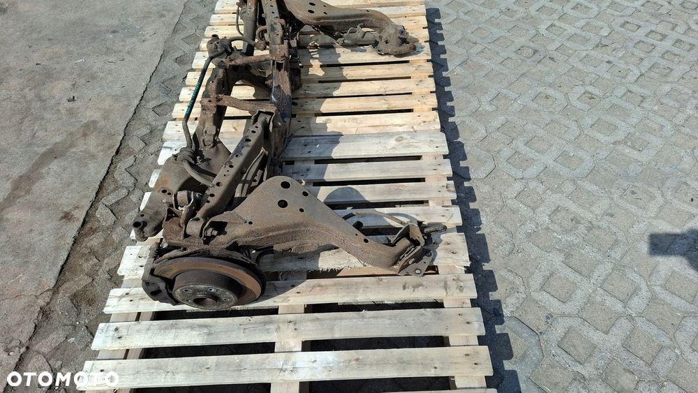 BELKA ZAWIESZENIA TYŁ WÓZEK KOMPLETNA NISSAN QASHQAI J11 1.6 DCI 4X4 - 5