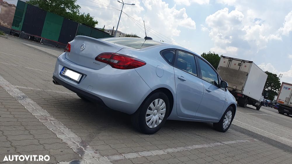 Opel Astra 1.6 TWINPORT ECOTEC Essentia - 36