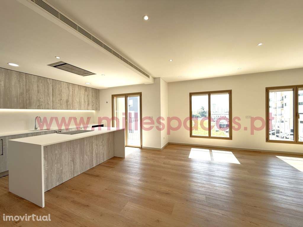 T3 Novo com terraço de 94m2 - Grande imagem: 5/39