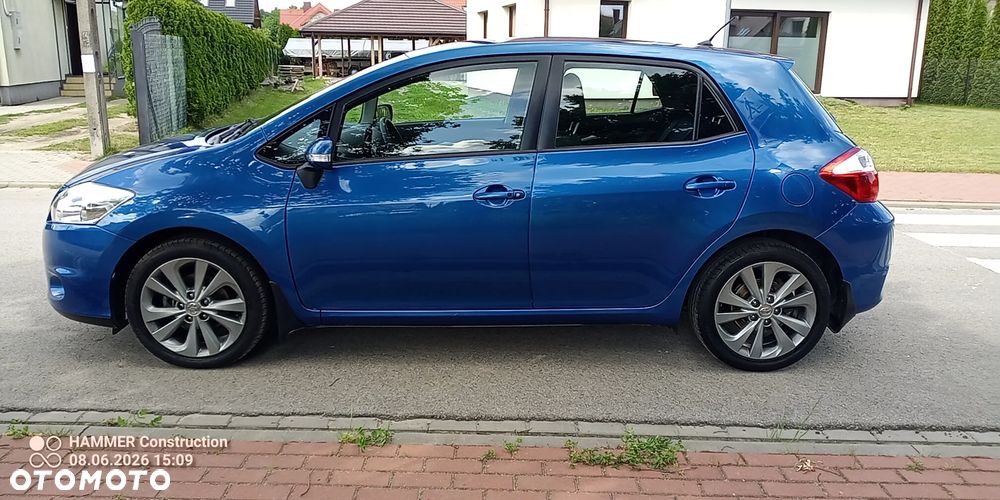 Toyota Auris 1.8 Premium - 9