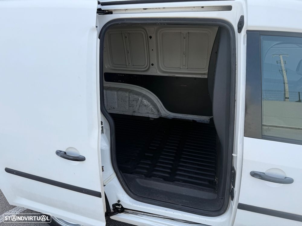 VW Caddy - 10