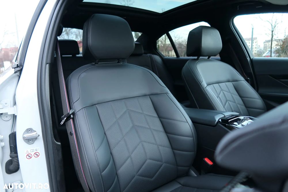 BMW Seria 5 520i Aut. M Sport Edition - 12