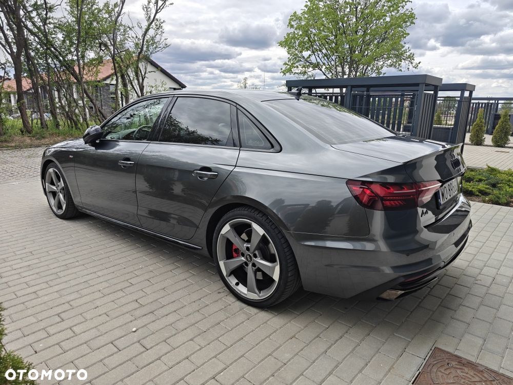 Audi A4 Limousine - 4