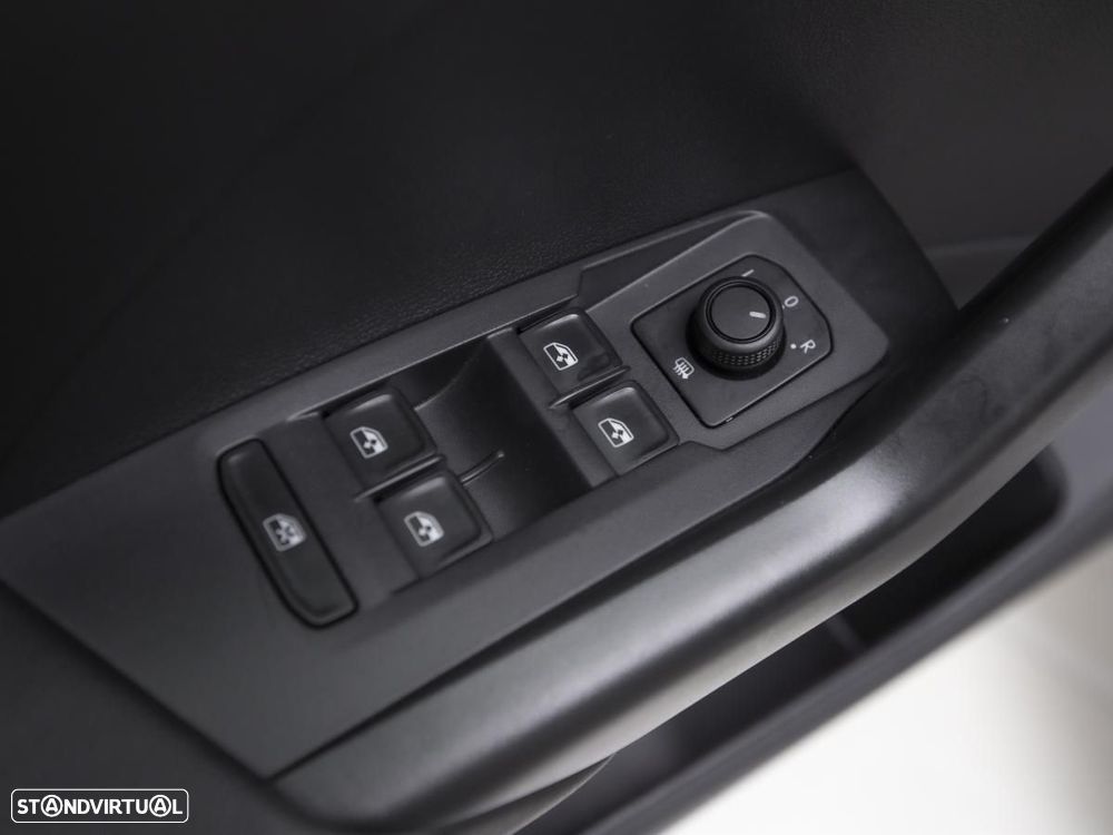 VW T-Cross 1.0 TSI Life DSG - 14