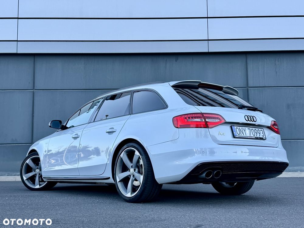 Audi A4 Avant 2.0 TDI DPF S line Sportpaket - 2