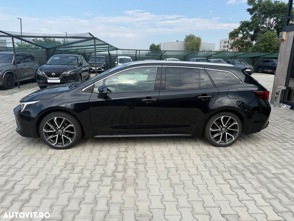 Toyota Corolla 2.0 HSD Exclusive Plus - 8