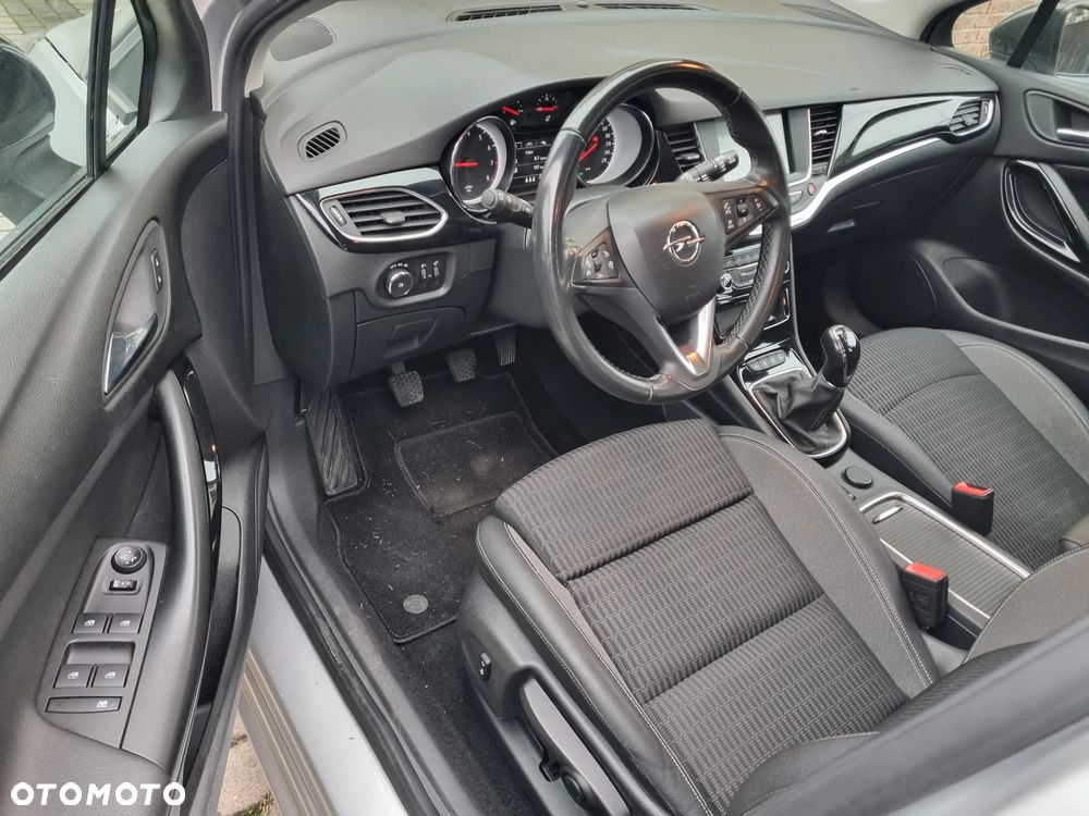 Opel Astra 1.2 T Business Elegance S&S - 10
