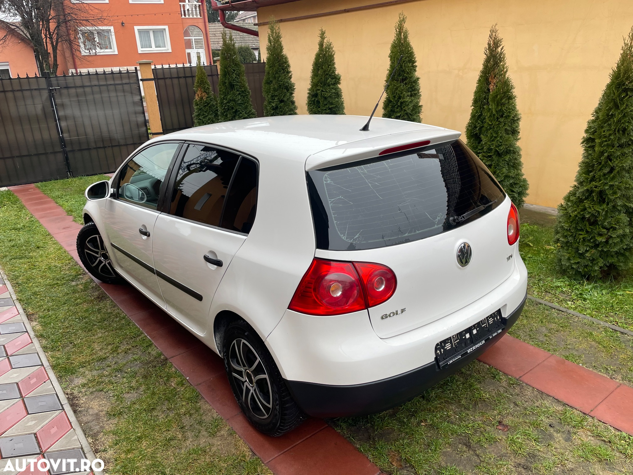 Volkswagen Golf 1.9 TDI Comfortline - 29