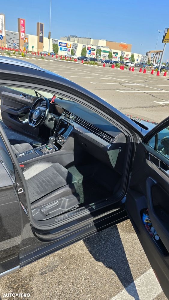 Volkswagen Passat 2.0 TDI DSG 4Motion Highline - 9