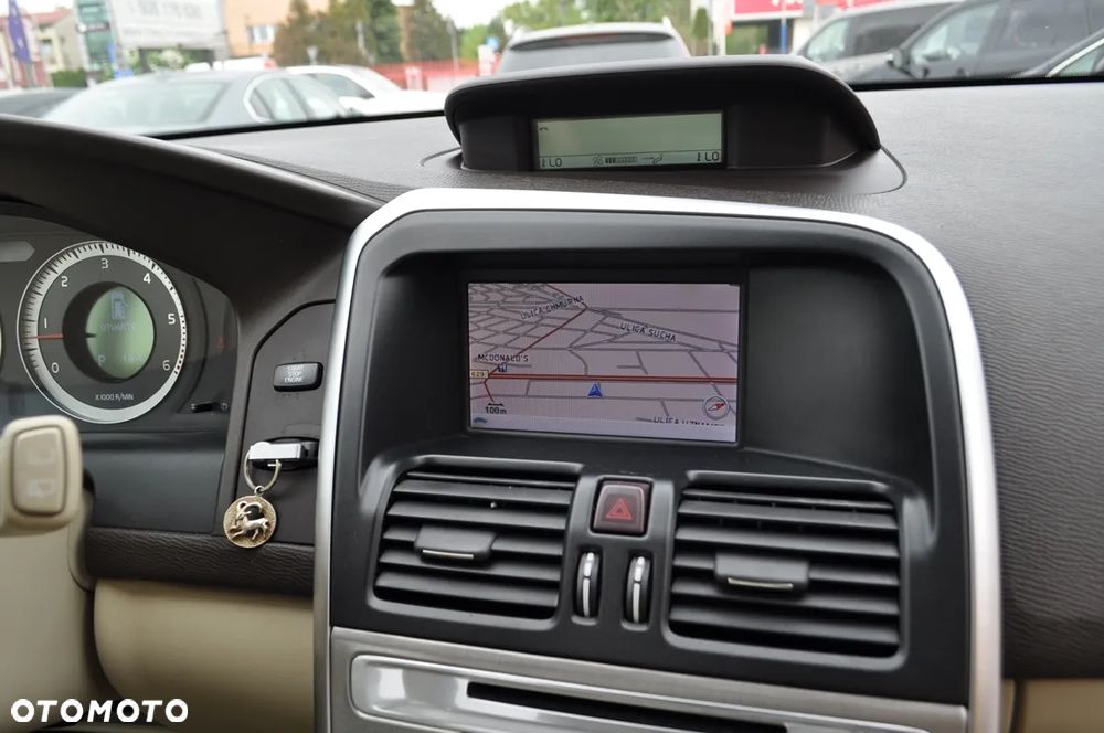 Volvo XC 60 - 24