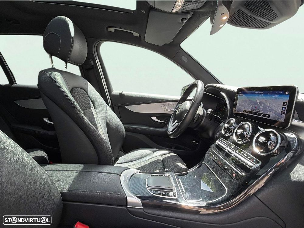 Mercedes-Benz GLC 300 e 4Matic - 21