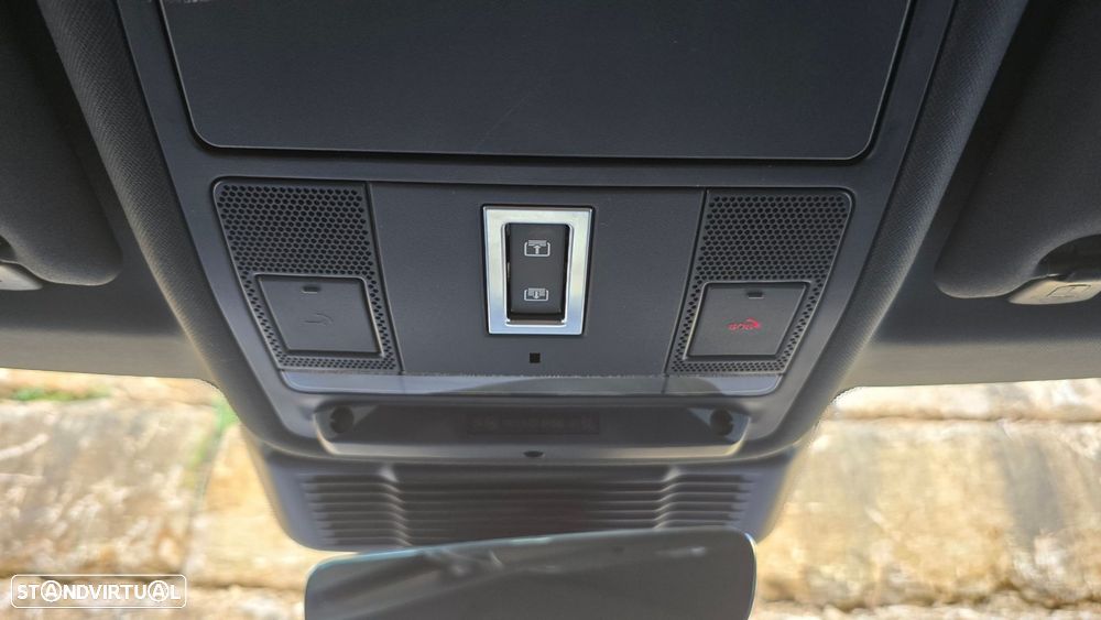 Land Rover Range Rover Evoque - 12