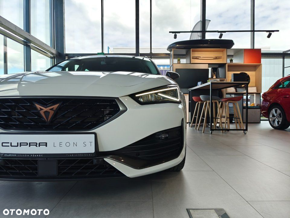 Cupra Leon Sportstourer - 3